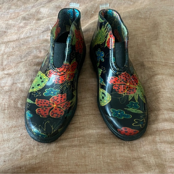 Sloggers Women's Rain & Garden Ankle Boots - Midsummer Black - Picture 1 of 7